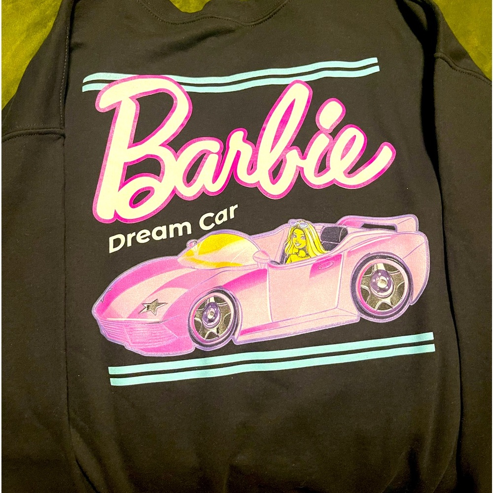 NWT Women’s Barbie Pullover Size Large in Black